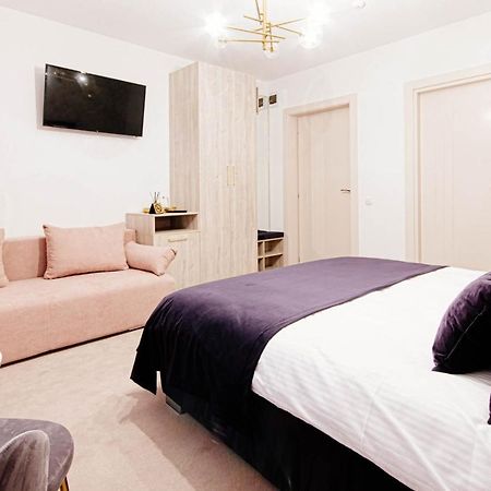 Liane Boutique Hotel Campulung Moldovenesc Ngoại thất bức ảnh