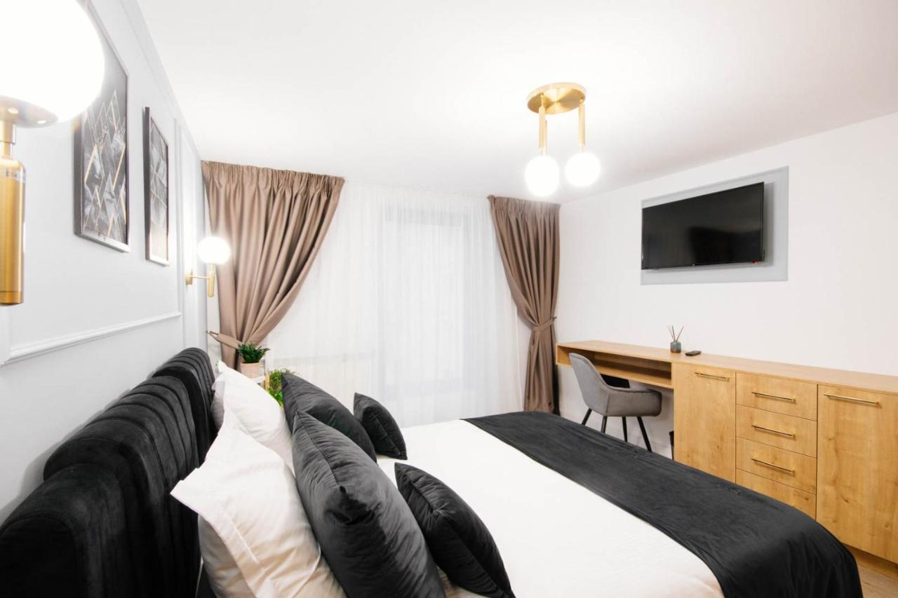 Liane Boutique Hotel Campulung Moldovenesc Ngoại thất bức ảnh