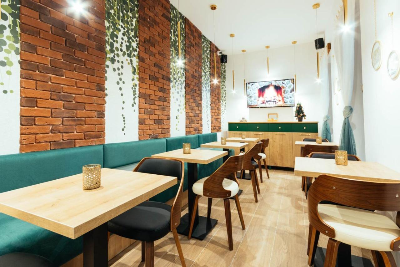Liane Boutique Hotel Campulung Moldovenesc Ngoại thất bức ảnh