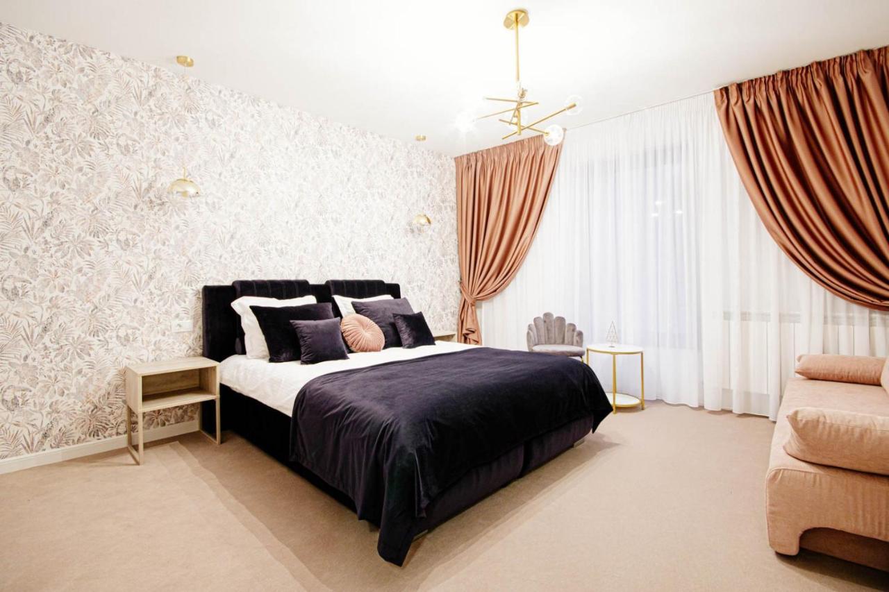 Liane Boutique Hotel Campulung Moldovenesc Ngoại thất bức ảnh