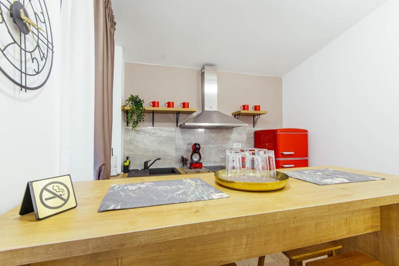 Liane Boutique Hotel Campulung Moldovenesc Ngoại thất bức ảnh